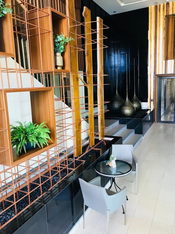 Astra Suites Central Chiang Mai Ngoại thất bức ảnh