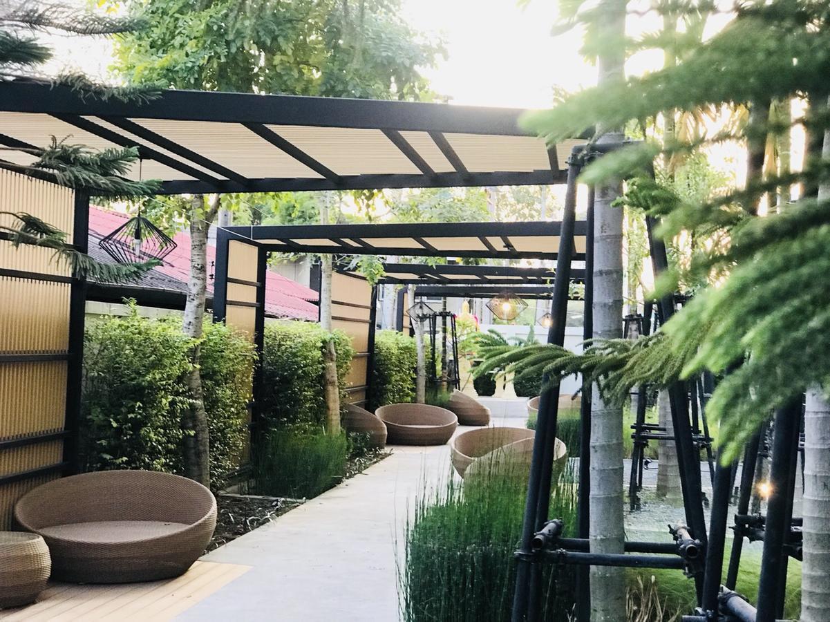 Astra Suites Central Chiang Mai Ngoại thất bức ảnh